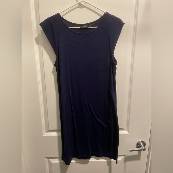 Apt. 9 Dresses & Skirts - Apt 9. Size Large. Women’s Dress. Navy Blue and Black.